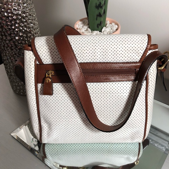 Gianni Bini Cross Body Bag - Picture 4 of 8